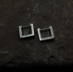 Load image into Gallery viewer, &quot;Dune&quot; Huggie Earrings
